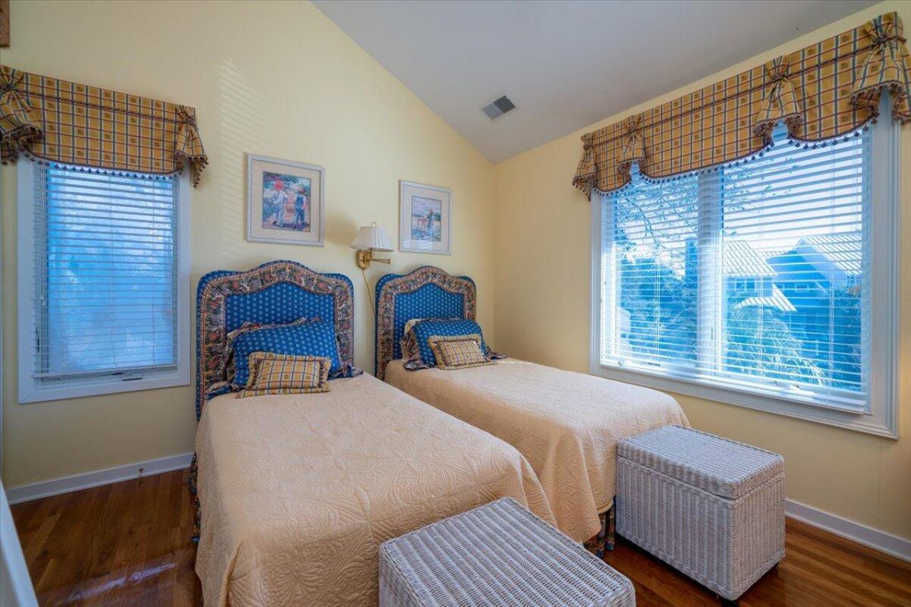 17 Linkside Court Photo 24