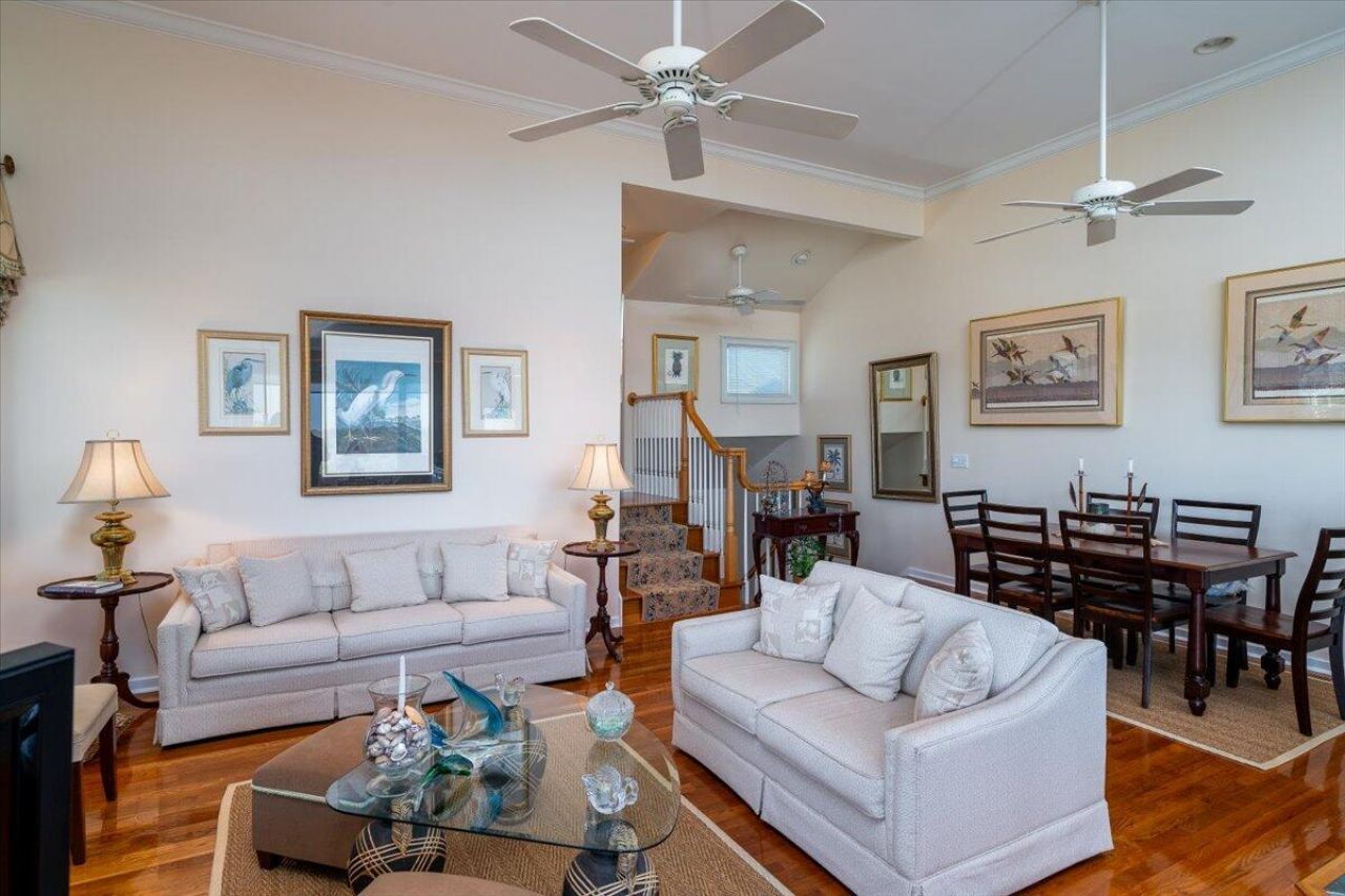 17 Linkside Court Photo 4