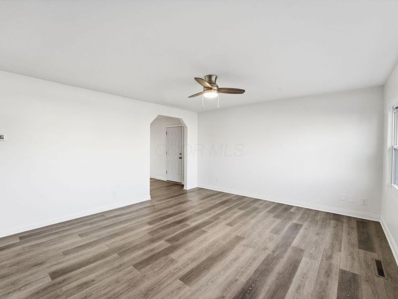 2943 Carol Avenue, Grove City, OH 43123 Photo 6