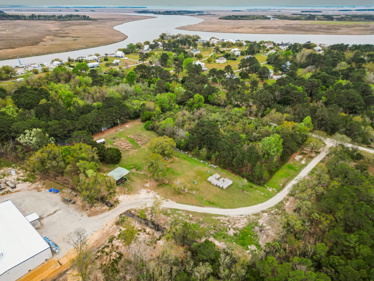 270 Island Flats Lane Photo 11