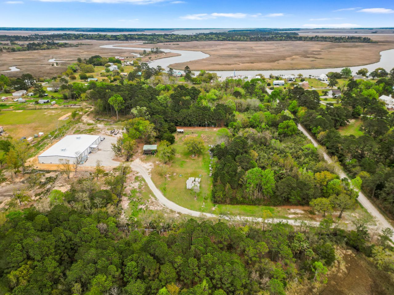 270 Island Flats Lane Photo 8