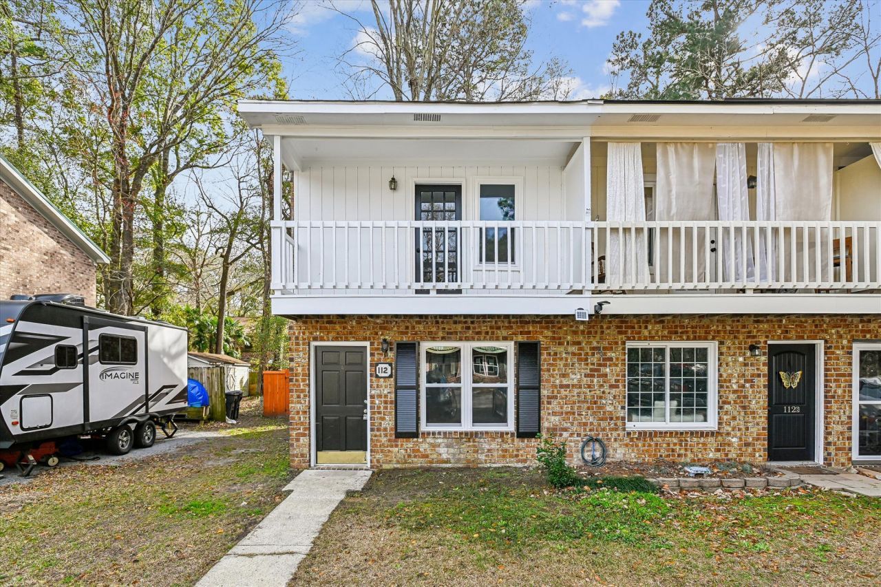 112 Kimeran Lane Photo 2