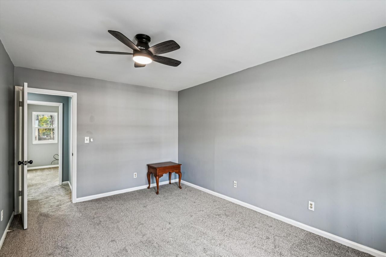 112 Kimeran Lane Photo 24