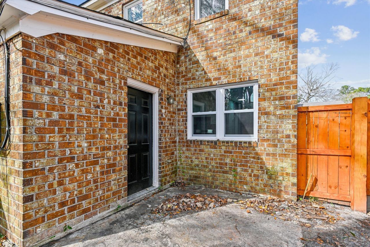 112 Kimeran Lane Photo 34