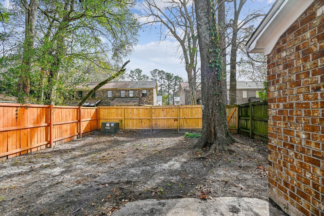 112 Kimeran Lane Photo 35