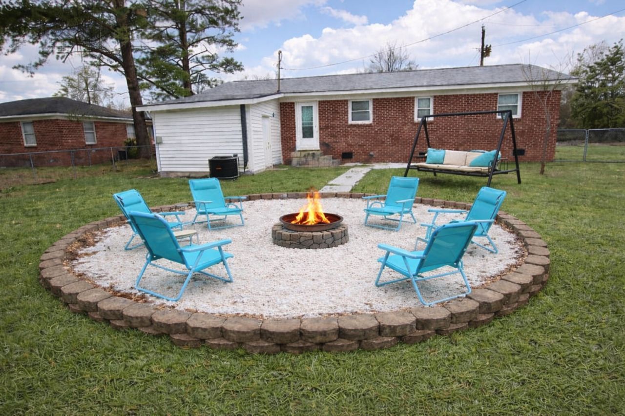 426 Clarine Drive Photo 1