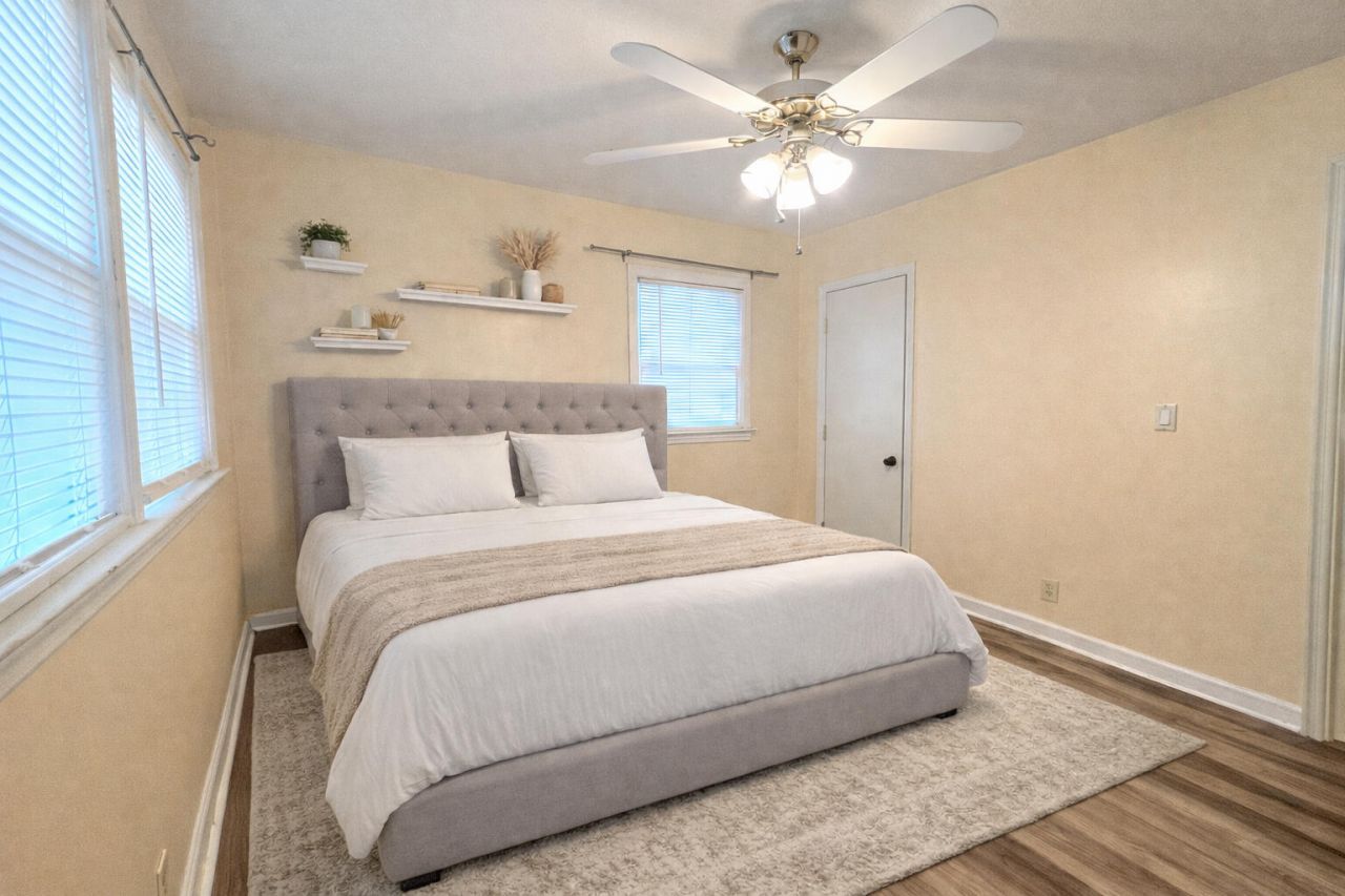 426 Clarine Drive Photo 13