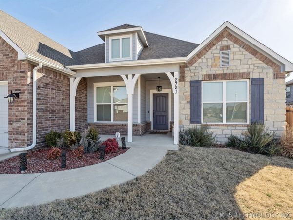 2721 S 8th Street, Broken Arrow, OK 74012