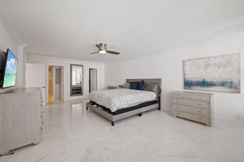 4300 N Ocean Boulevard, Unit 16G, Fort Lauderdale, FL 33308 Photo