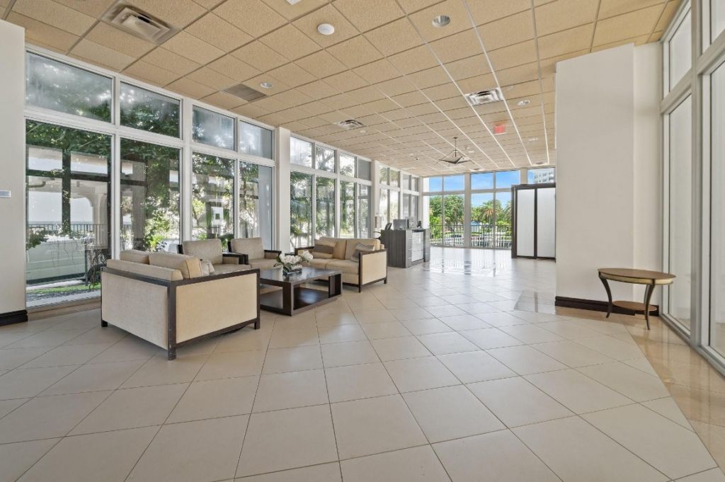 4300 N Ocean Boulevard, Unit 16G, Fort Lauderdale, FL 33308 Photo