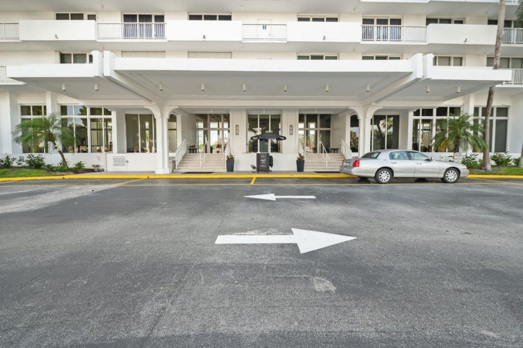 4300 N Ocean Boulevard, Unit 16G, Fort Lauderdale, FL 33308 Photo