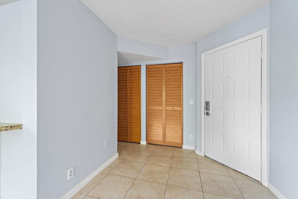 1605 S U.s. Highway 1, Unit F 106, Jupiter, FL 33477 Photo