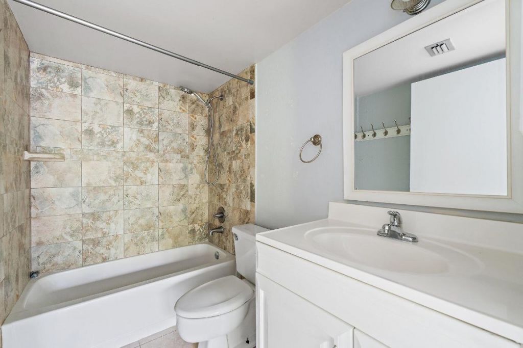 1605 S U.s. Highway 1, Unit F 106, Jupiter, FL 33477 Photo