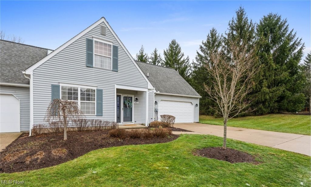 9026 Twin Hills Parkway, Unit 12F, Twinsburg, OH 44087 Main Photo