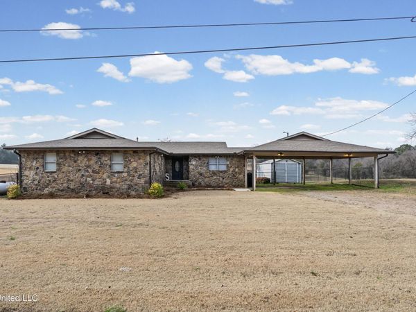 1282 S Highway 309, Byhalia, MS 38611