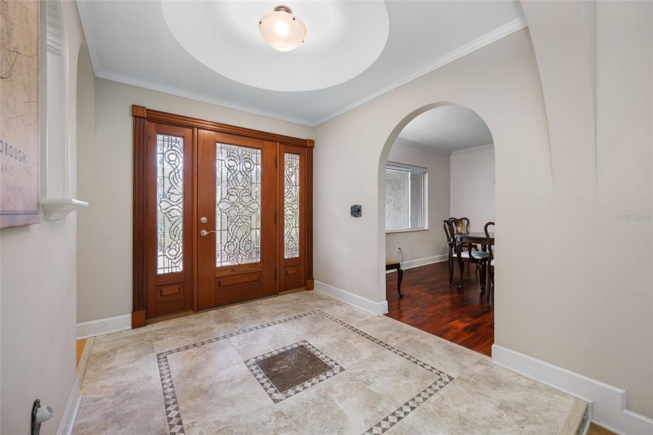 1813 N Riverhills Drive, Temple Terrace, FL 33617 Photo