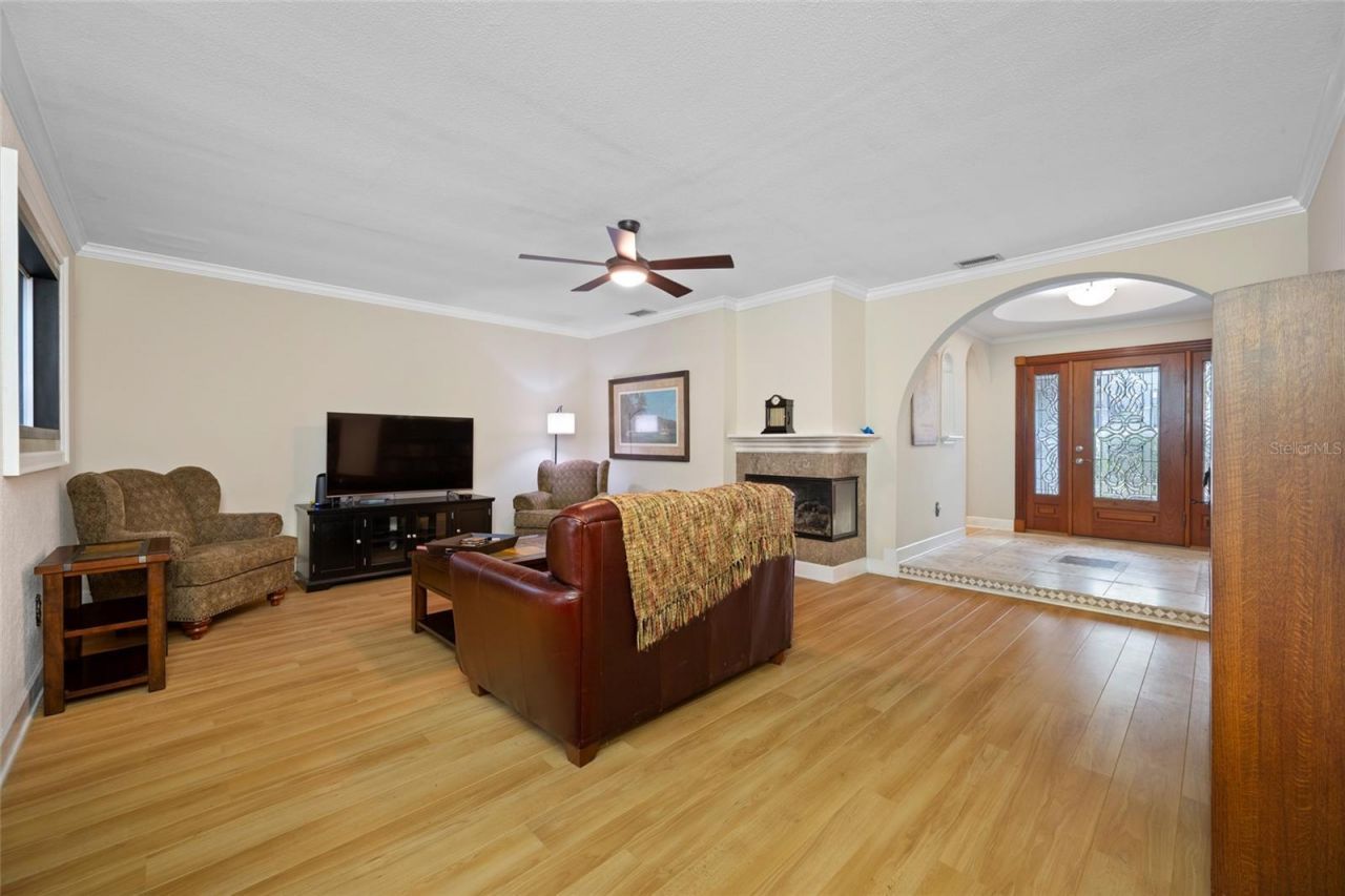 1813 N Riverhills Drive, Temple Terrace, FL 33617 Photo