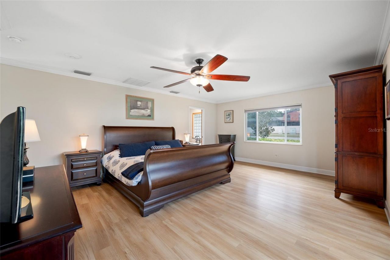 1813 N Riverhills Drive, Temple Terrace, FL 33617 Photo