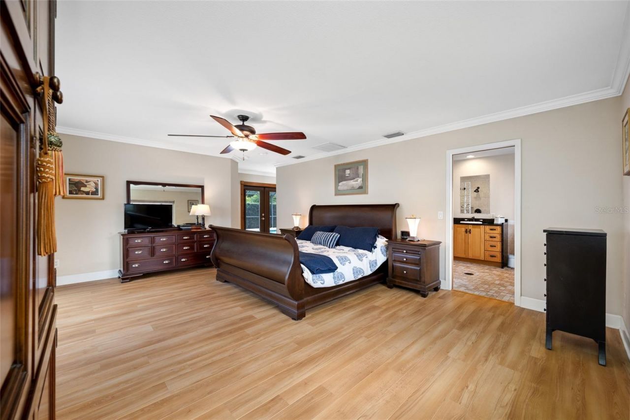 1813 N Riverhills Drive, Temple Terrace, FL 33617 Photo