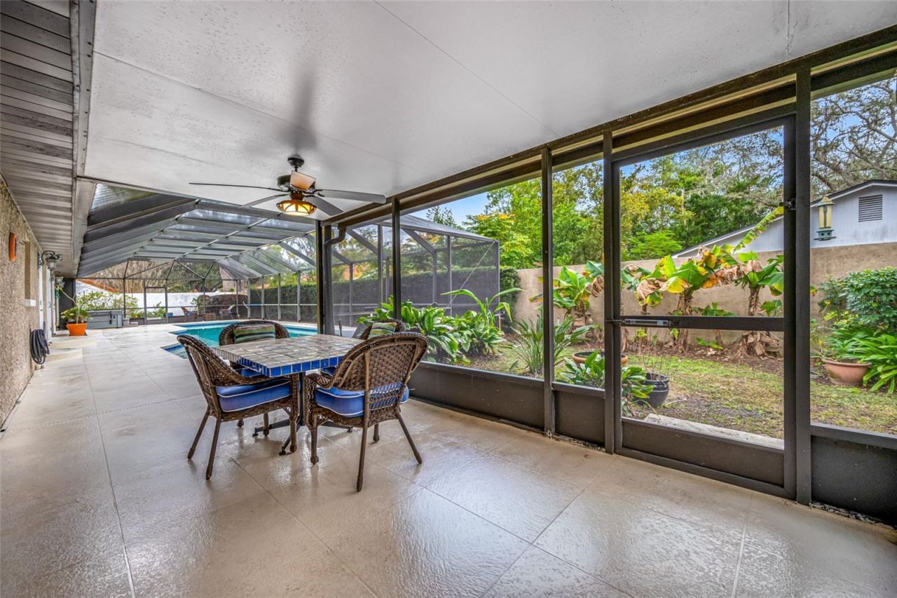 1813 N Riverhills Drive, Temple Terrace, FL 33617 Photo