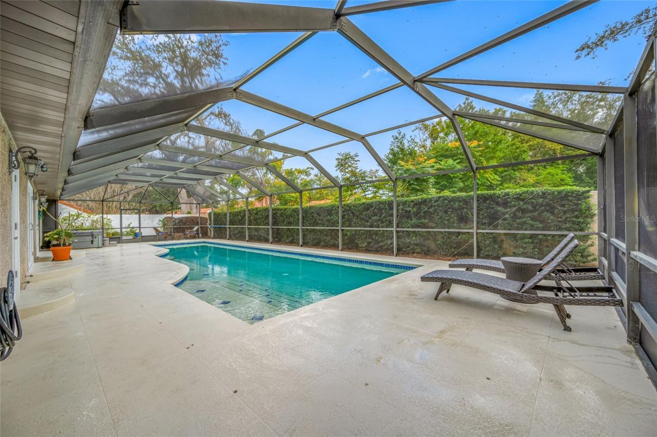 1813 N Riverhills Drive, Temple Terrace, FL 33617 Photo