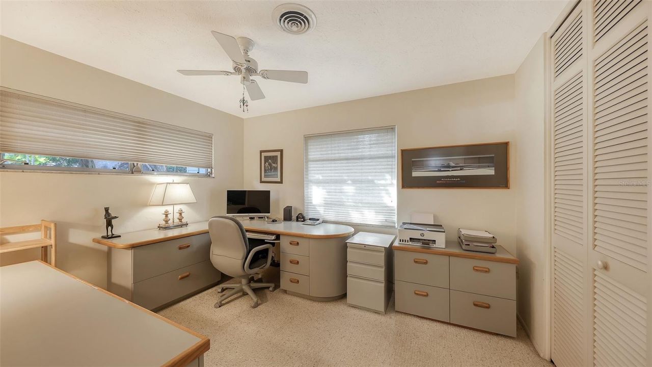 1672 Shoreland Drive, Sarasota, FL 34239 Photo