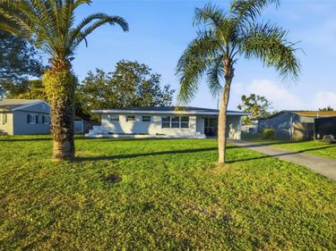 3323 BARSTOW STREET, SARASOTA, FL 34235