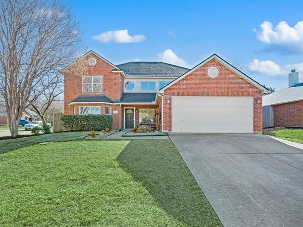 332 Cortland Circle, Roanoke, TX 76262