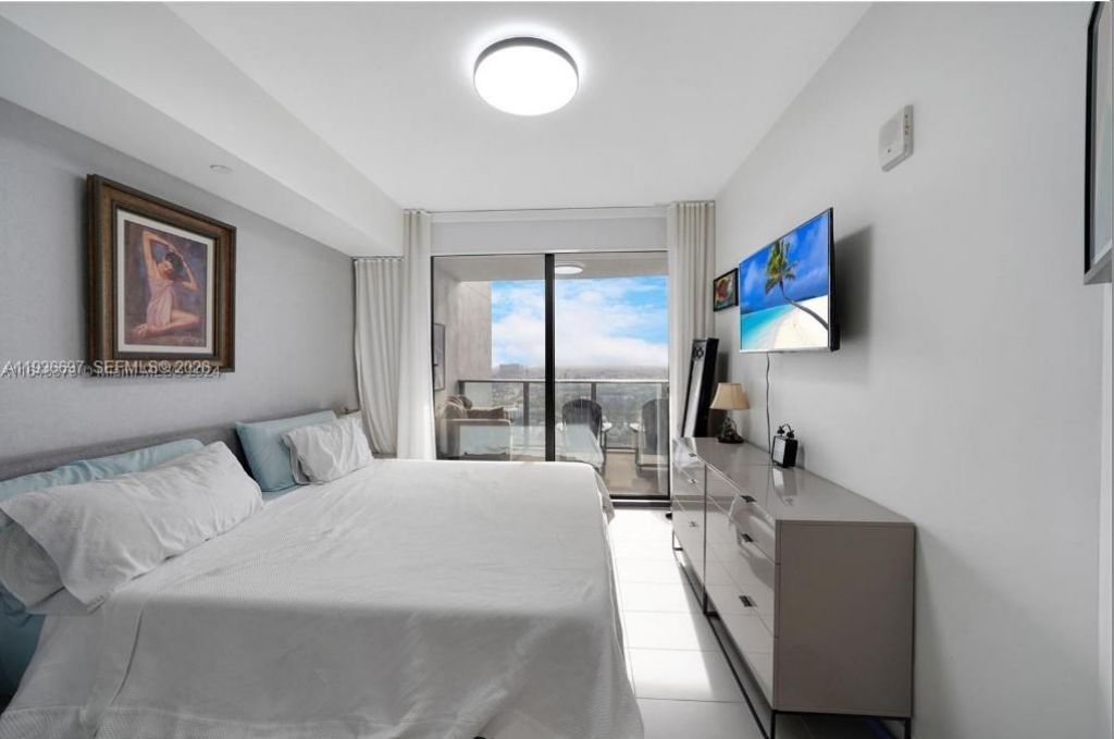 1600 NE 1st Ave, Unit 2811, Miami, FL 33132 Photo