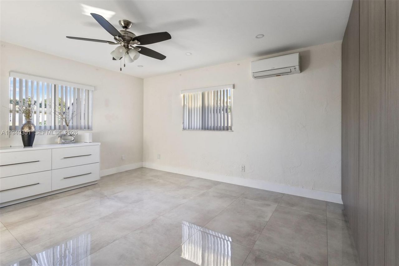 8014 NW 101st Ave, Tamarac, FL 33321 Photo