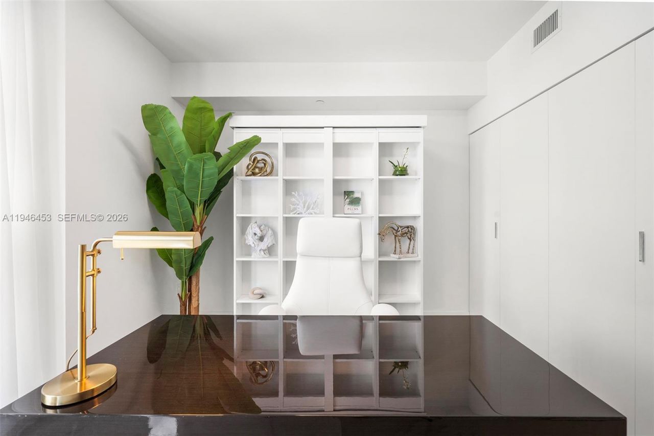 700 NE 24th Street, Unit 1601, Miami, FL 33137 Photo