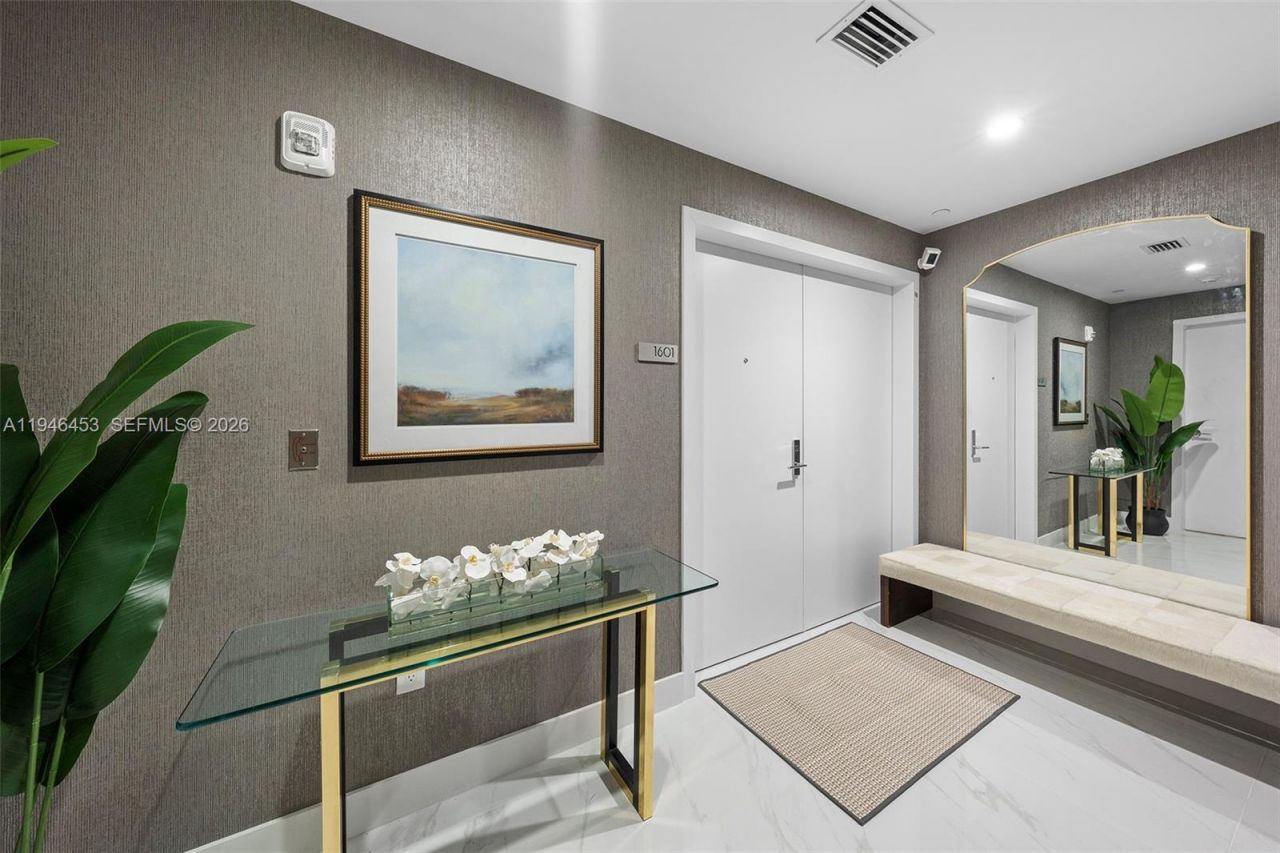 700 NE 24th Street, Unit 1601, Miami, FL 33137 Photo