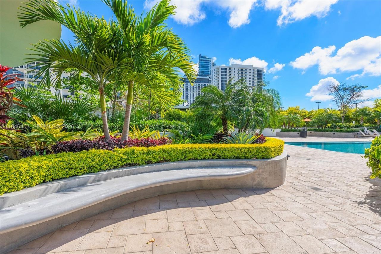700 NE 24th Street, Unit 1601, Miami, FL 33137 Photo