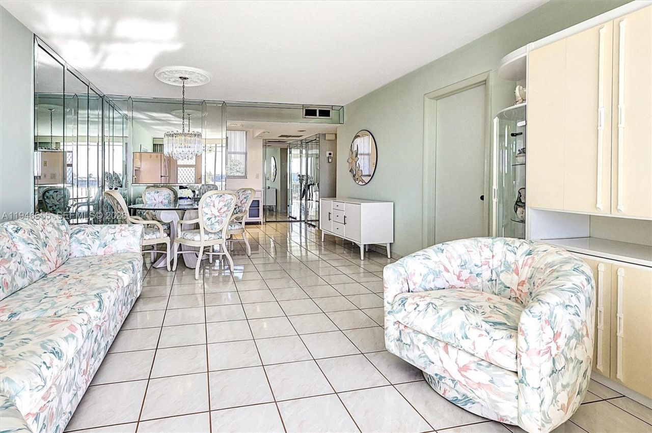 3010 Marcos Dr, Unit R311, Aventura, FL 33160 Photo