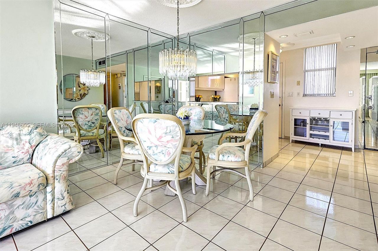 3010 Marcos Dr, Unit R311, Aventura, FL 33160 Photo