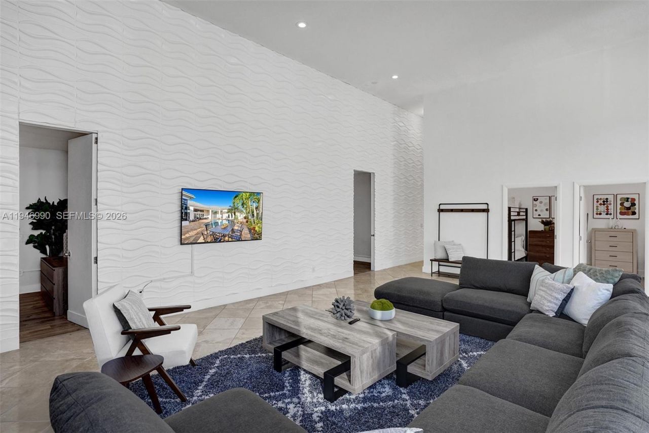 11400 NW 7th St , Plantation, FL 33325 Photo