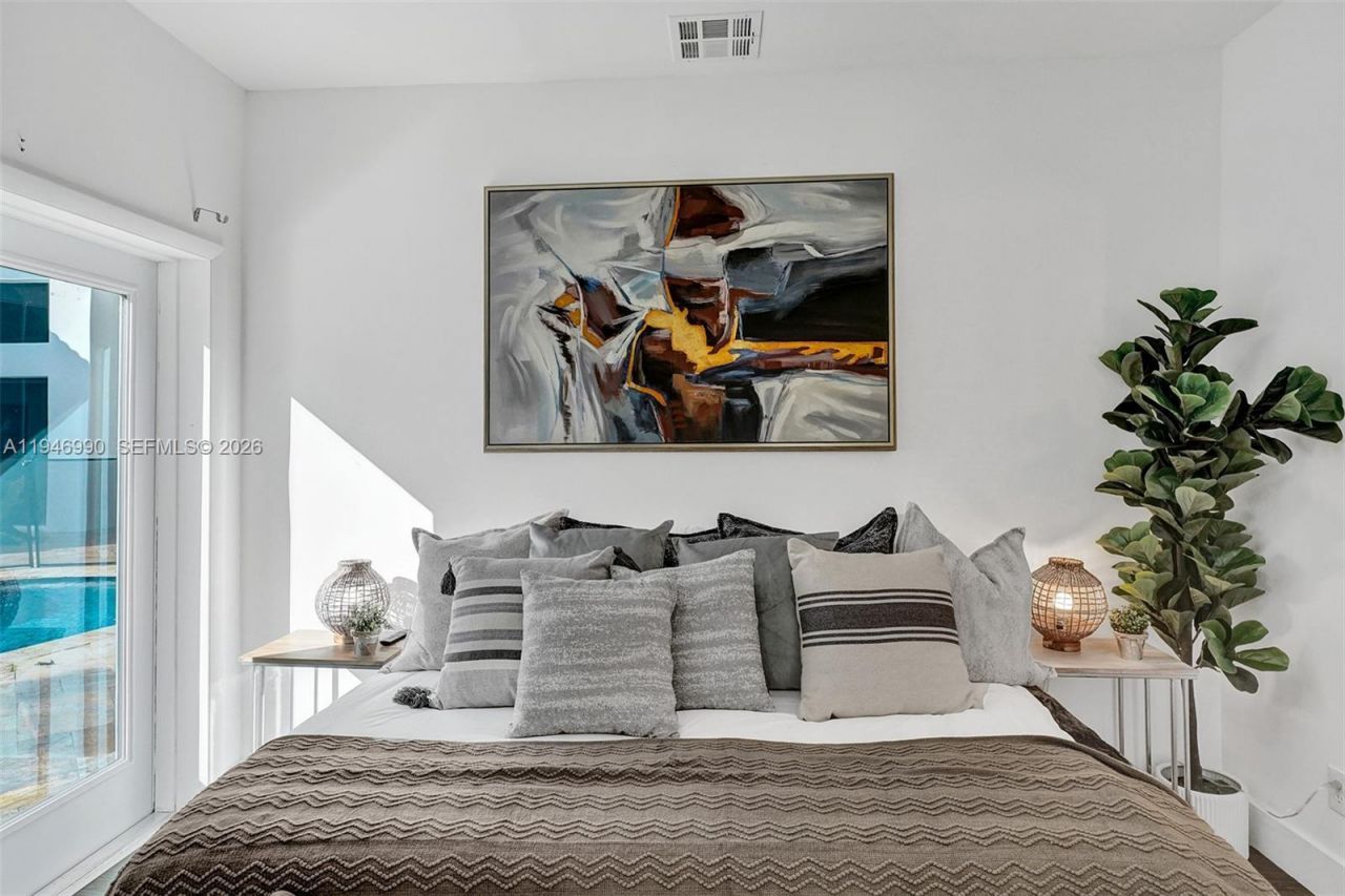 11400 NW 7th St , Plantation, FL 33325 Photo