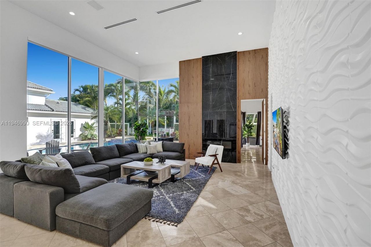 11400 NW 7th St , Plantation, FL 33325 Photo