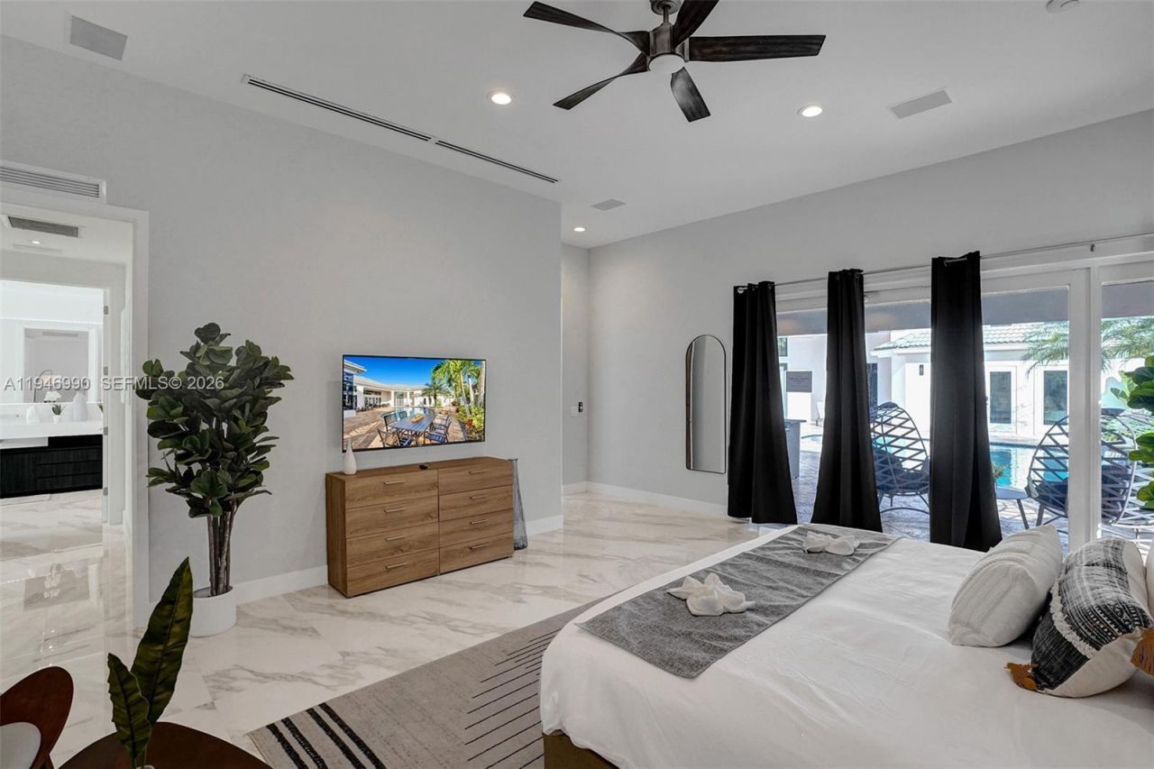 11400 NW 7th St , Plantation, FL 33325 Photo