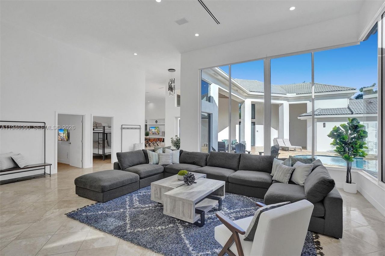 11400 NW 7th St , Plantation, FL 33325 Photo