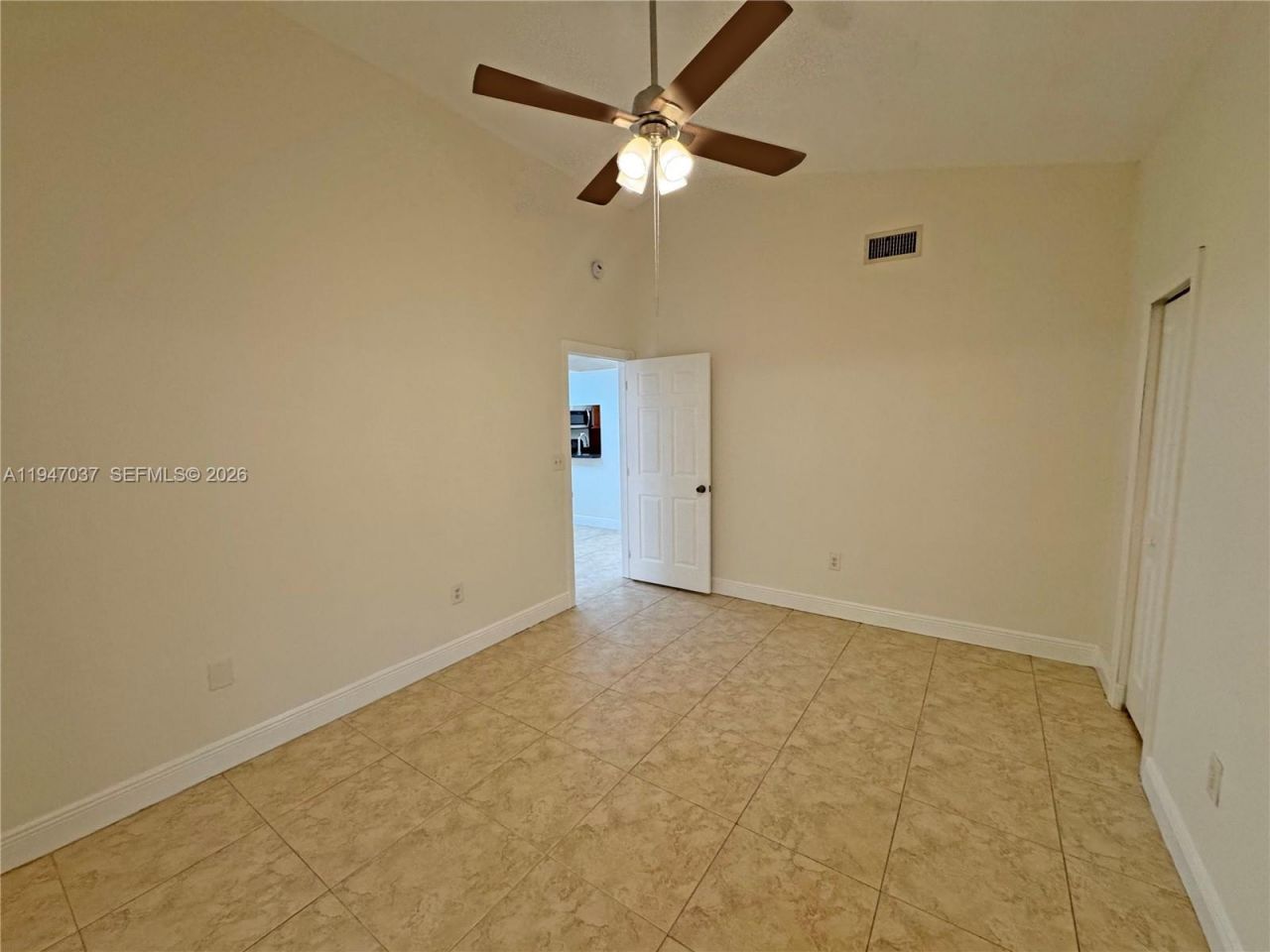 10019 SW 222nd St, Cutler Bay, FL 33190 Photo