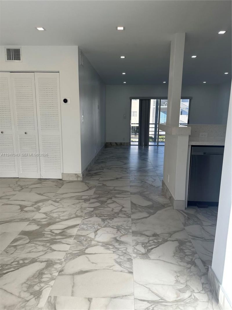 4100 N 58th Ave, Unit 211, Hollywood, FL 33021 Photo