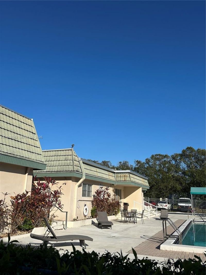 4100 N 58th Ave, Unit 211, Hollywood, FL 33021 Photo