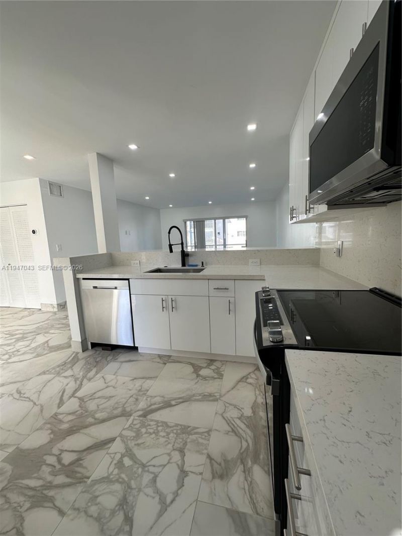 4100 N 58th Ave, Unit 211, Hollywood, FL 33021 Photo