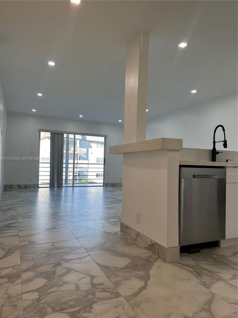 4100 N 58th Ave, Unit 211, Hollywood, FL 33021 Photo