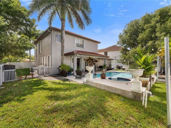 20032 SW 128th Ct, Miami, FL 33177