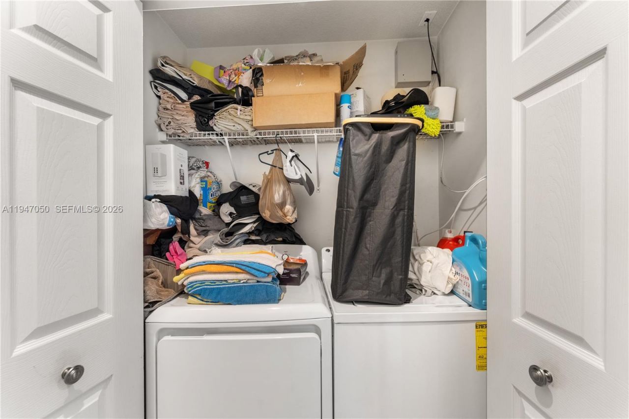 20032 SW 128th Ct, Miami, FL 33177 Photo