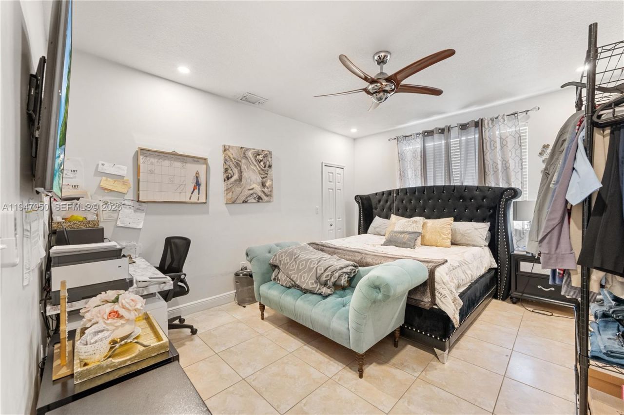 20032 SW 128th Ct, Miami, FL 33177 Photo