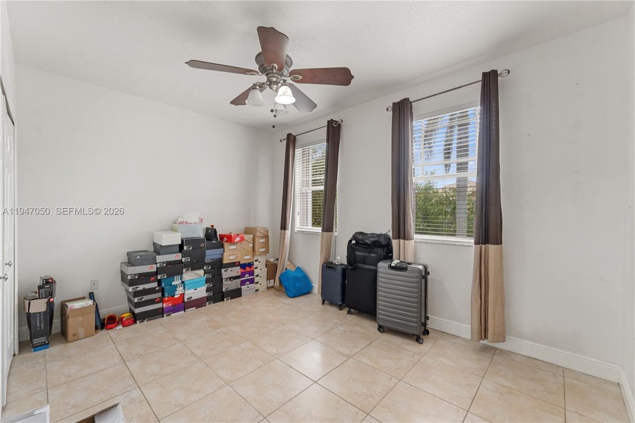 20032 SW 128th Ct, Miami, FL 33177 Photo