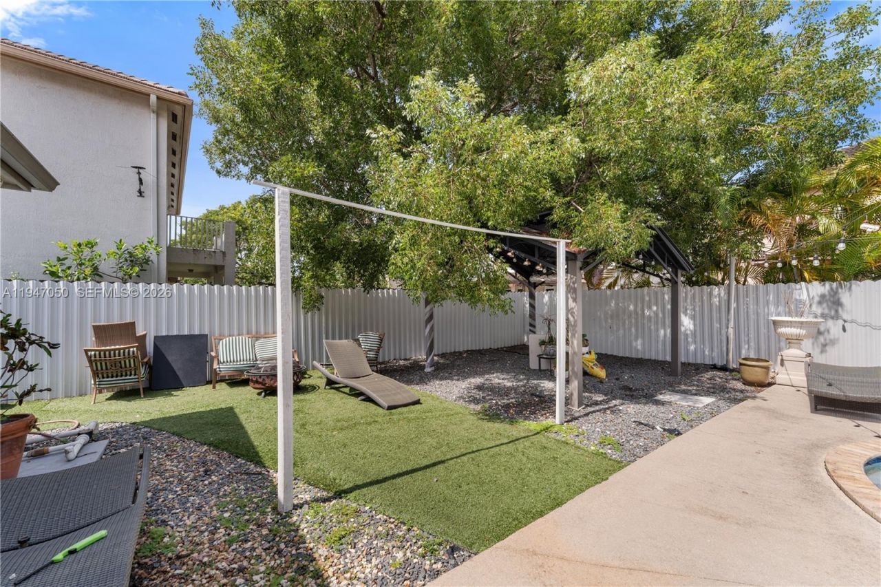 20032 SW 128th Ct, Miami, FL 33177 Photo